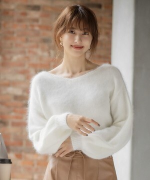 MEW’S REFINED CLOTHES 袖ボリュームフワニット