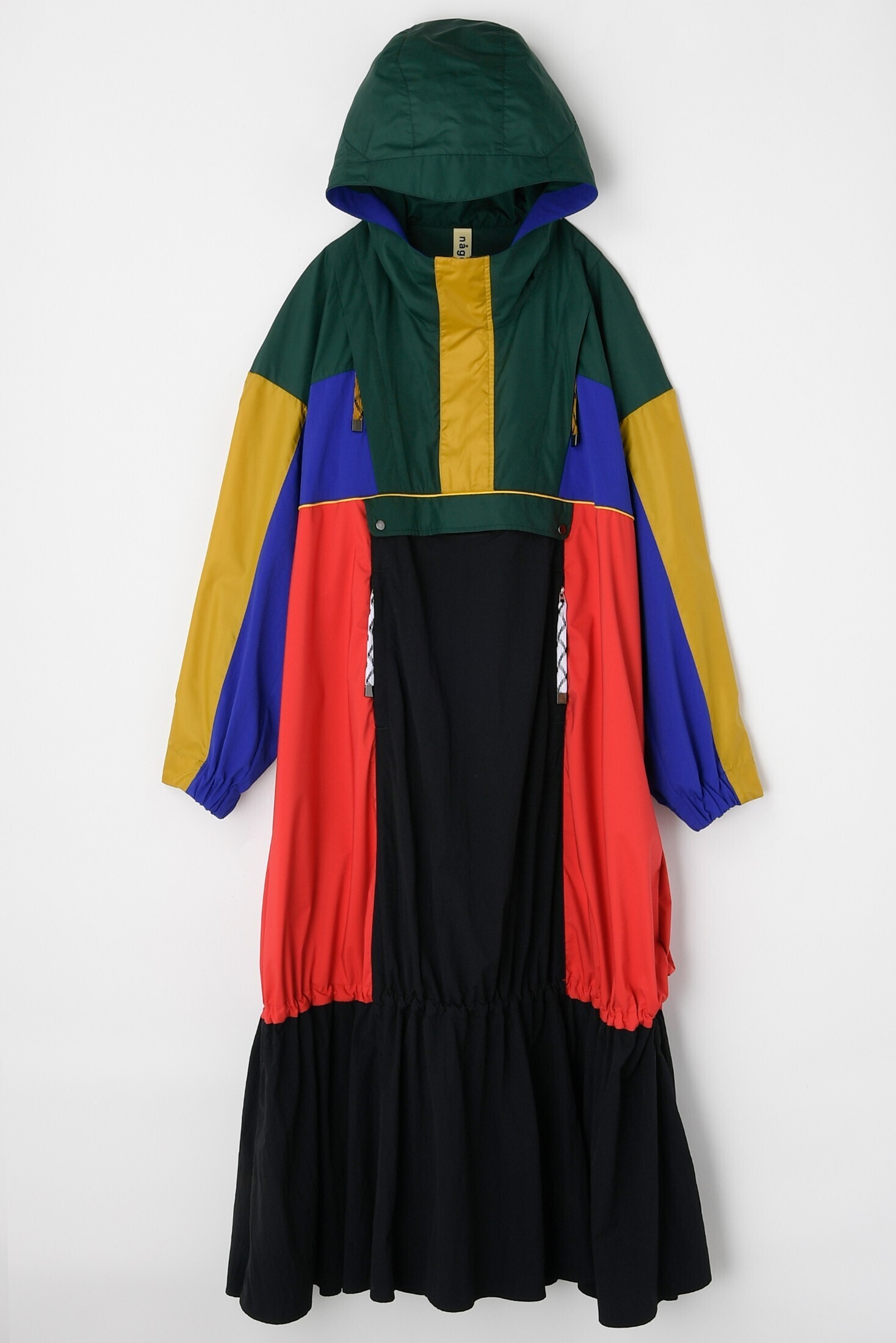 nagonstans DRESS