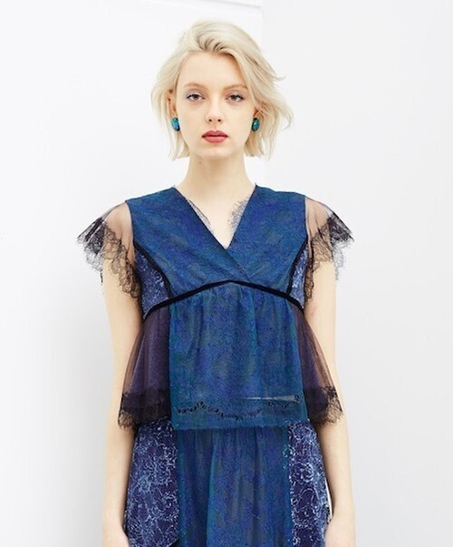 RIEKA INOUE GNU Lame Lace Top