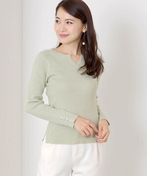MEW’S REFINED CLOTHES 袖パールキーネックリブニット
