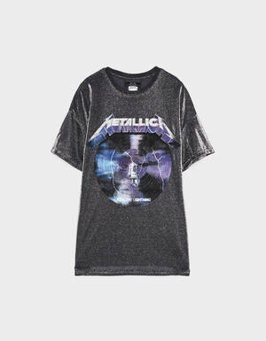 Bershka メタリカ ラメ入りTシャツ