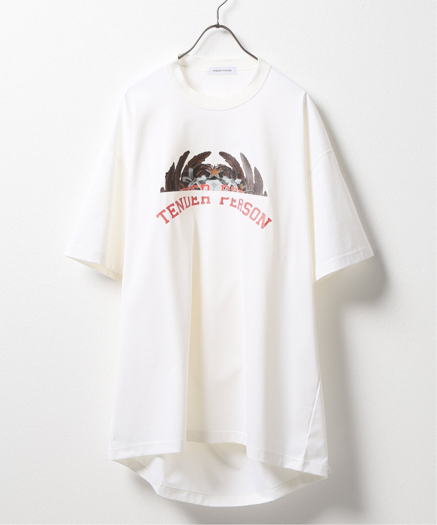 TENDER PERSON CUTTING TEE