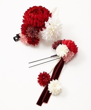 ふりふ ヘアクリップ「ぽんぽん菊クリップ」