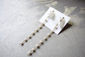 Matilda rose natural stone pearl chain /ピアス