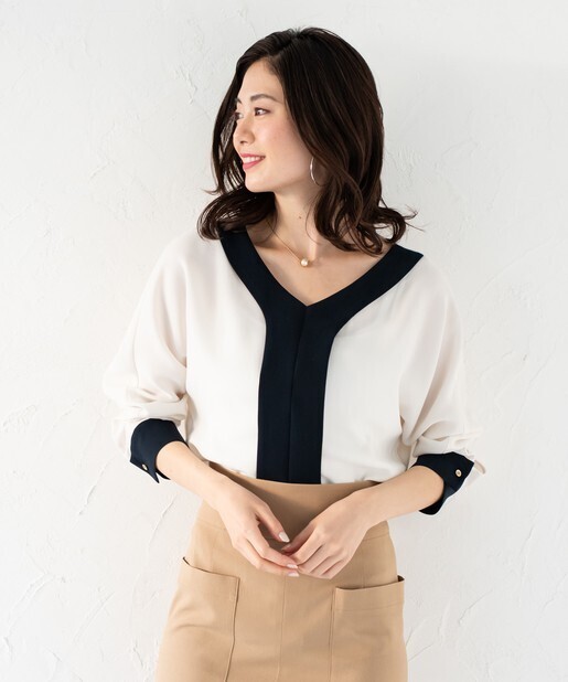 Loungedress 配色Vネックブラウス