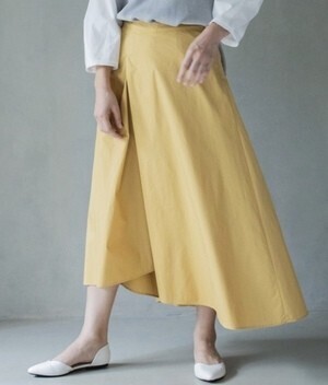 MARECHAL TERRE タックロングスカート