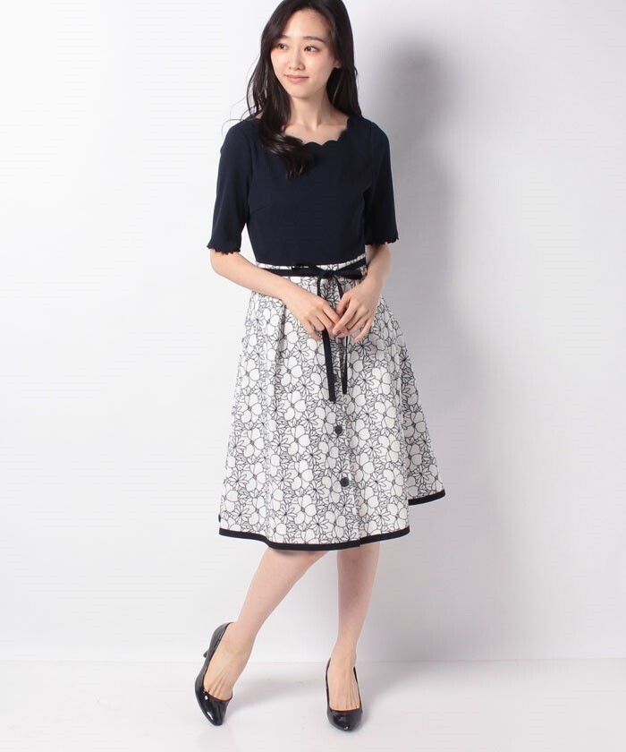 LAISSE PASSE Flowerバイカラー刺繍ドッキングワンピース
