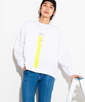 WEGO 【2点セット】アクセサリー付きバーティカルラインプルオーバースウェット