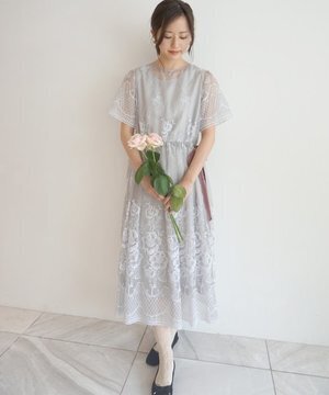 haupia クリニャンクールのバラワンピース