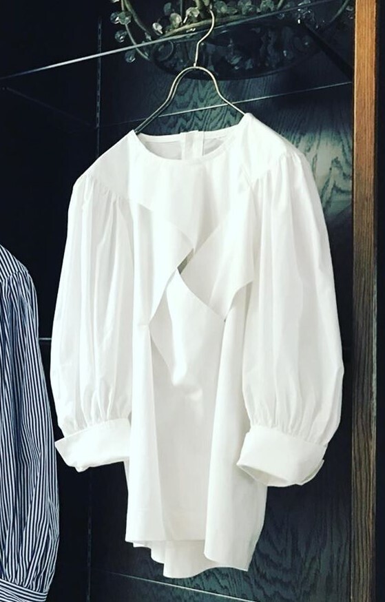 THE KEIJI CUTOUT LATTICE FRONT SHIRT