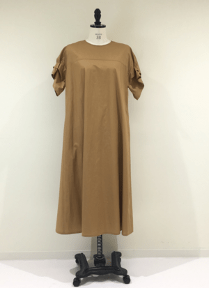 LAPINE BLEUE シャーリングベルト付きワンピース