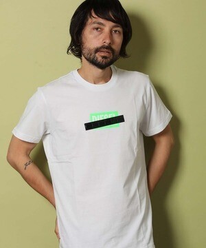 DIESEL シークレットロゴプリントTシャツ