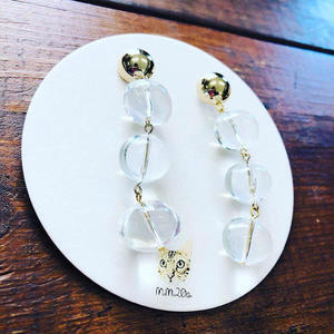MM20a glass ball earring