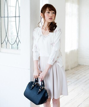 LAISSE PASSE フラワープリントカーデツイン