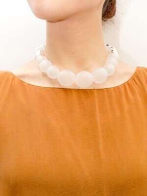 SIRI SIRI CLASSIC Necklace SPHERE-SATIN