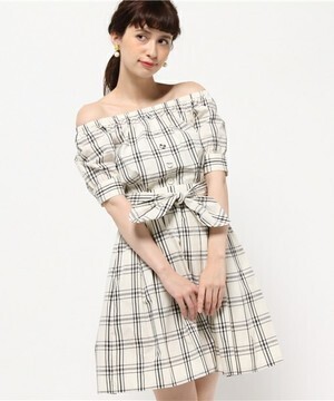 JILL by JILLSTUART OFF SHOULDERワンピース