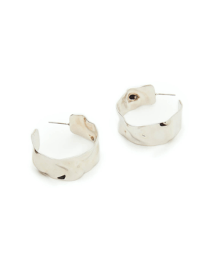 ROOM classy metal plate pierce