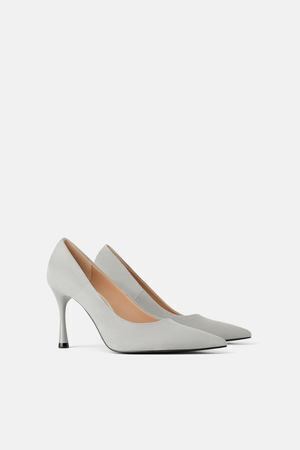 ZARA ROUND-HEELED SHOES