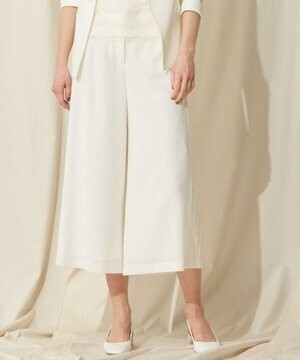 EPOCA ストレッチクロスレースパンツ