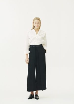 ADELLY 2018 Spring & Summer