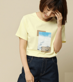 ikka プリントTシャツ