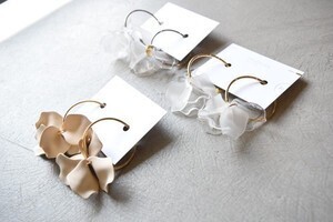 Matilda rose clear prtal hoop /ピアス