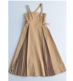 FRENCH PAVE フロントタックプリーツワンピース