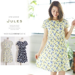 tocco ウエストゴム入り花柄半袖ワンピース