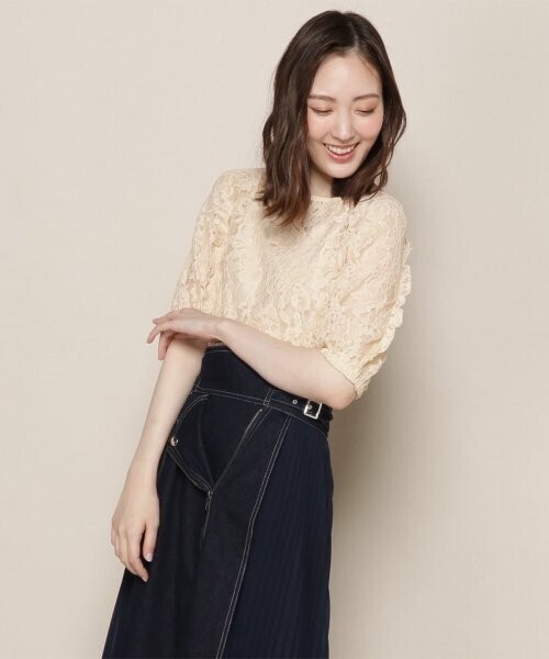 And Couture 袖フリルレースブラウス