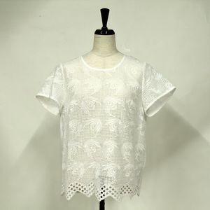 plumpynuts つぼみ刺繍レースブラウス