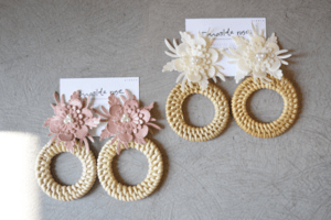 Matilda rose Flower rattan ピアス