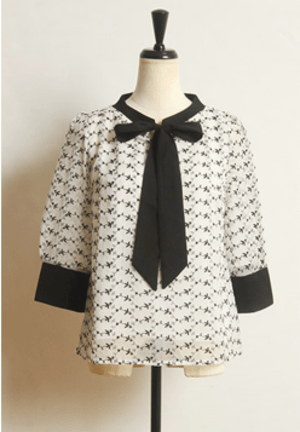tocco エンブロイダリーボウタイりぼんブラウス