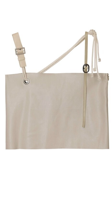 BELLE VEGAN LEATHER NUDIE COLOR CAMISOLE
