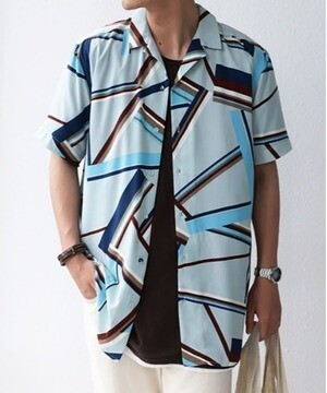 antiqua レトロ柄シャツ