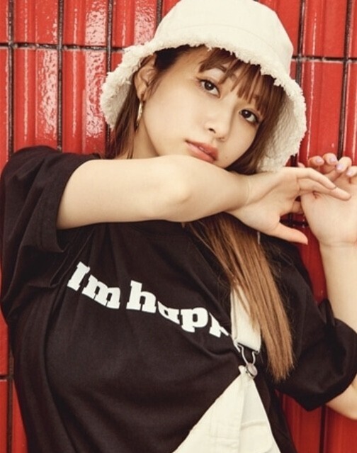 WEGO 【生見愛瑠コラボ】Tシャツ