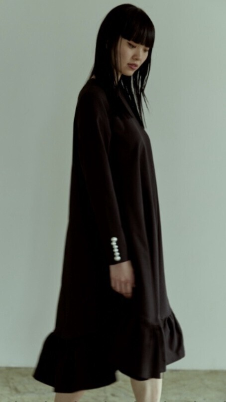 hue DAY TO EVENING HEM FRILL LONGSLEEVE PEARL DRESS