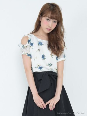 titty & Co. シフォンフラワーブラウス