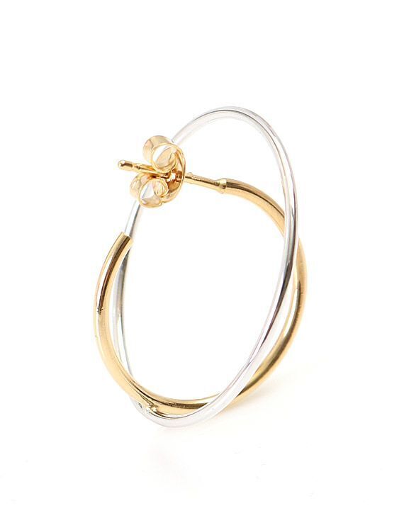 Charlotte Chesnais Saturn pierce