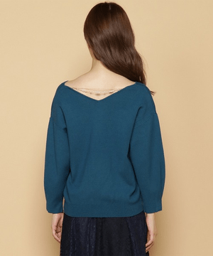 And Couture 袖タックバックチェーンプルオーバー