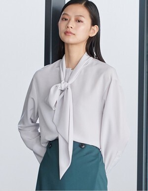 JOSEPH STUDIO ファイユブラウス　ボウタイ