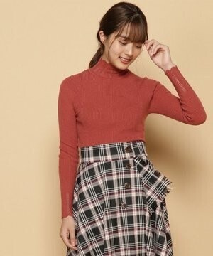 And Couture スカラハイネックプルオーバー