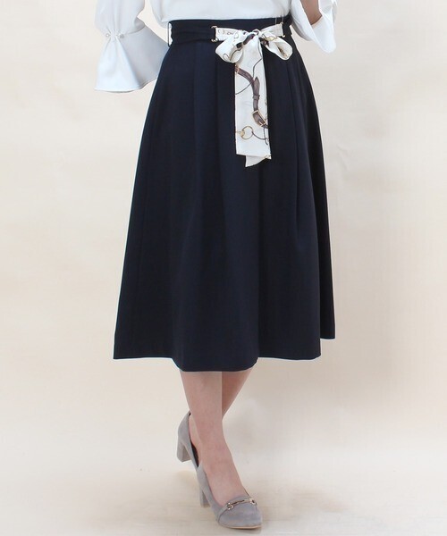 TRUDEA (日本製)スカーフベルト付きフレアスカート