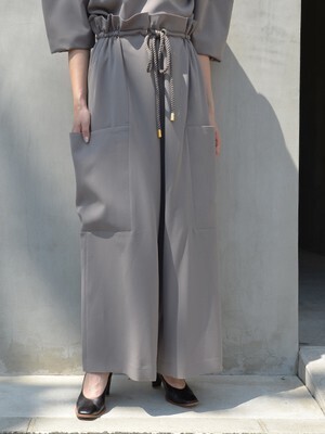 AKIRANAKA Queenie baggy pants