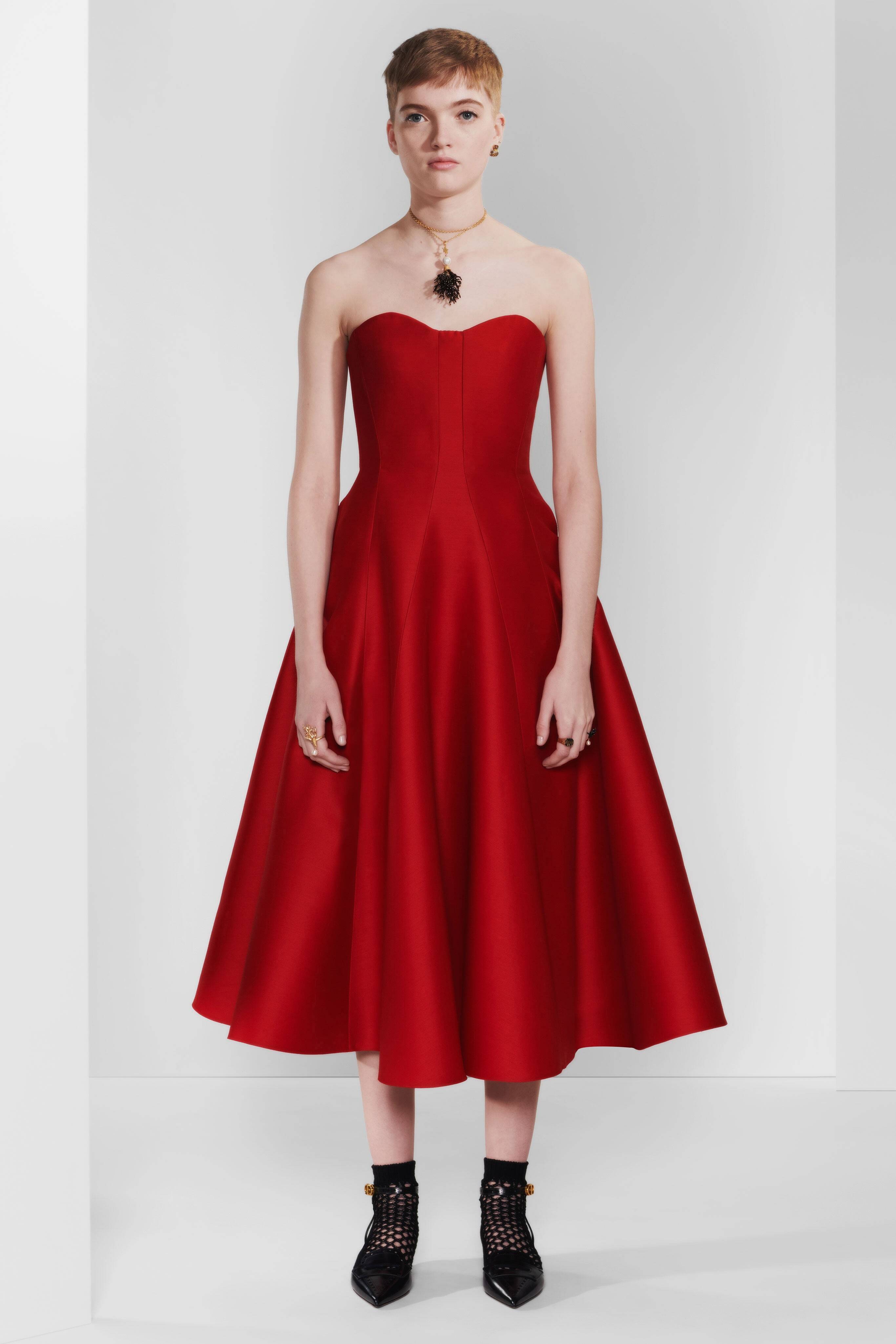 Christian Dior PRE-FALL 2020 COLLECTION