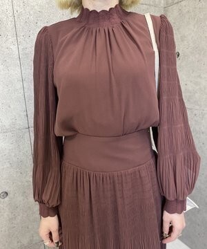 Dorry Doll マジョリカプリーツハイネックブラウス