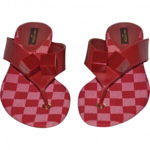 LOUISVUITTON Red leather sandals
