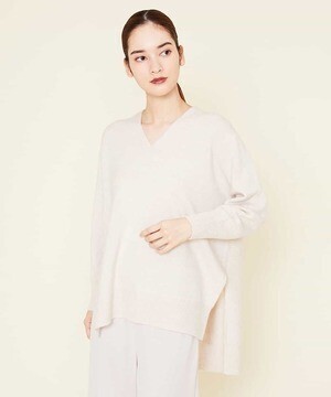 Sybilla ウールカシミヤVネックニットプルオーバー