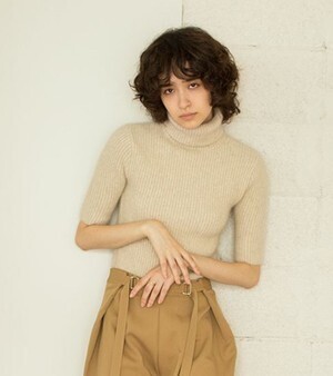 LEINWANDE Fox Rib Knit Top