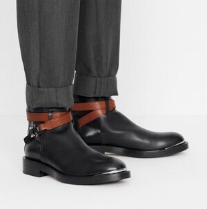 Dior スムースカーフスキン