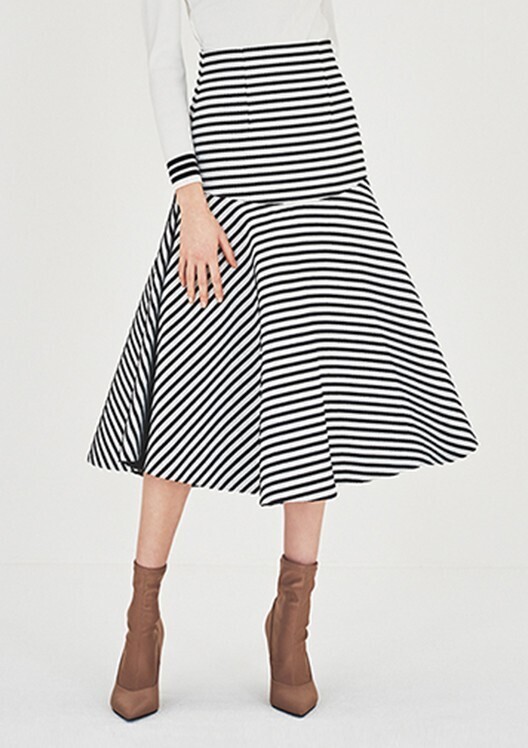 BORDERS at BALCONY BELL SKIRT